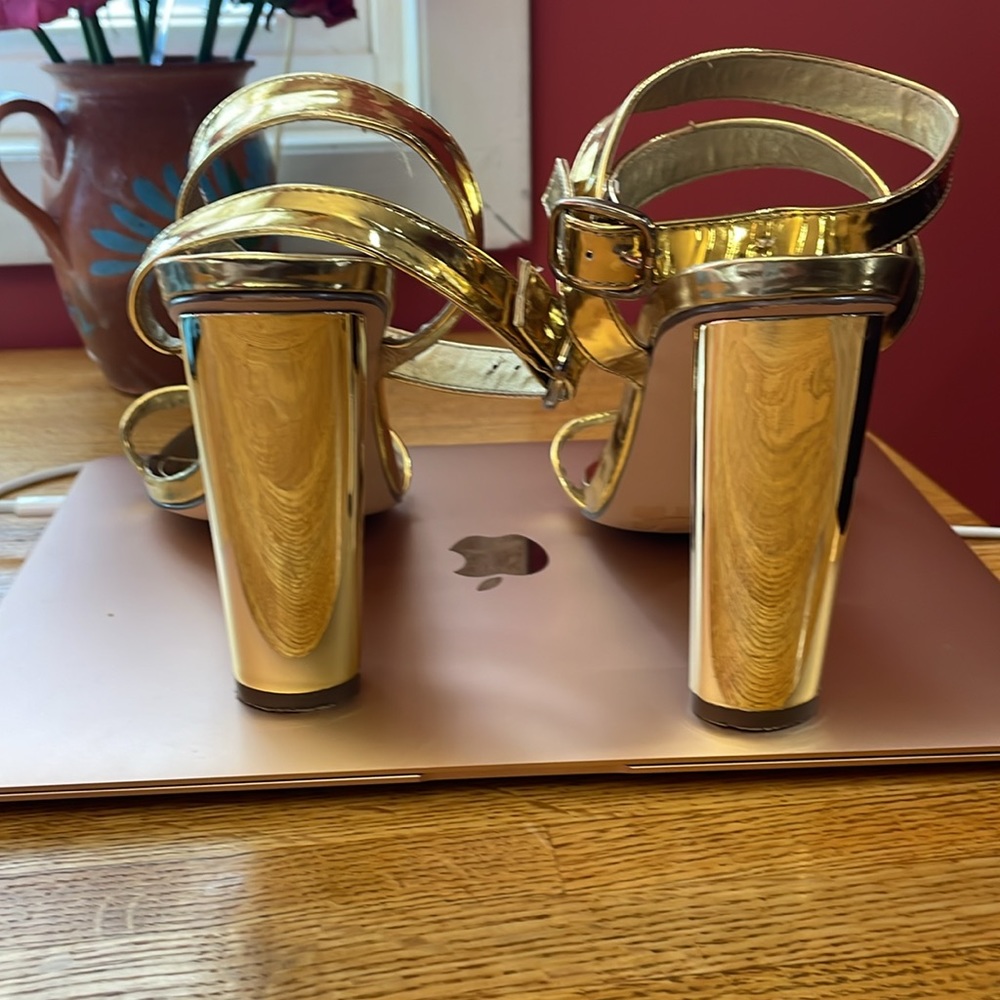 Metallic Heels - Picture 4 of 6